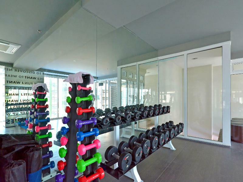 Currency Serviced Suites Pasig City Екстериор снимка