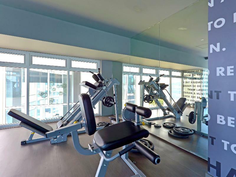 Currency Serviced Suites Pasig City Екстериор снимка
