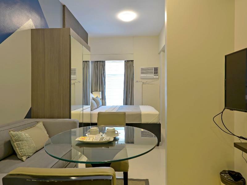 Currency Serviced Suites Pasig City Екстериор снимка