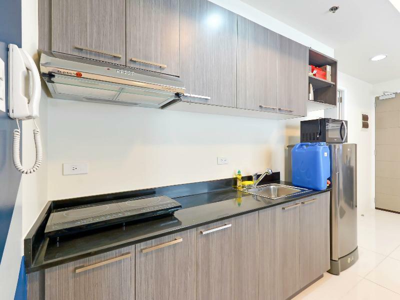 Currency Serviced Suites Pasig City Екстериор снимка